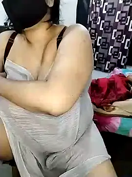 Tishani live sex cam