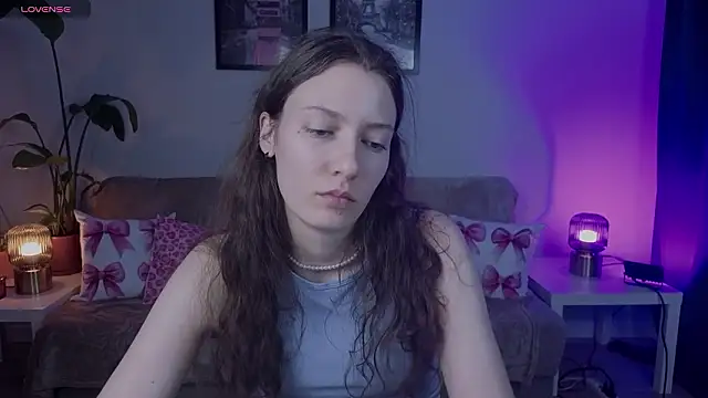 VioletaBloom's cam snapshot