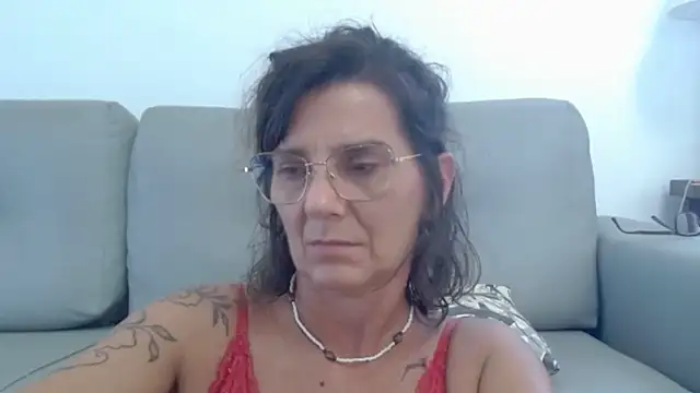 milf-sol's cam snapshot