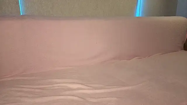 angel_lin's cam snapshot