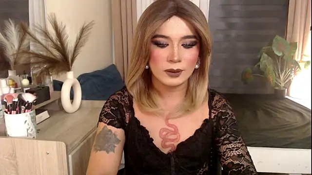 mslilly_croft live sex cam