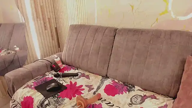 NhoanBrunette's cam snapshot