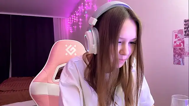 Nelly_Sweetgirl live sex cam