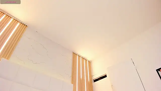 Elody_rousse's cam snapshot