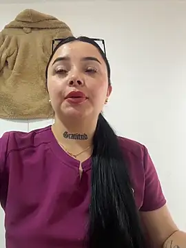 Mia__Bloom's cam snapshot