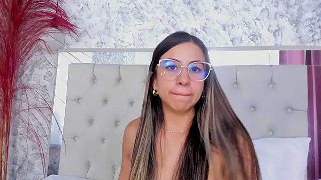 Ariana_greenblat's cam snapshot