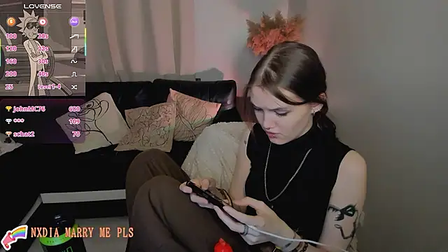 Dilara_xBaby's cam snapshot