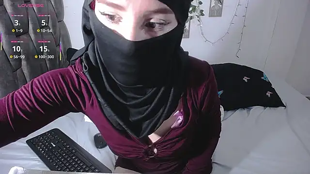 __Nahia's cam snapshot