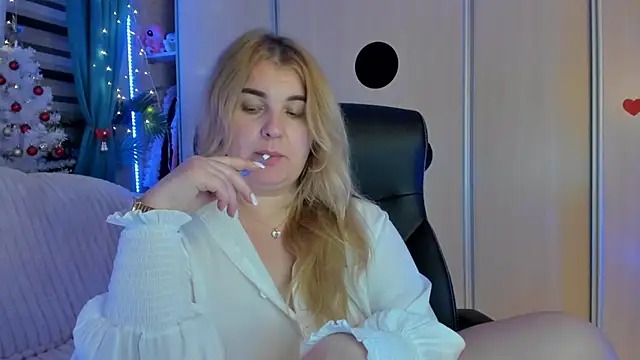 CoraSwon live sex cam