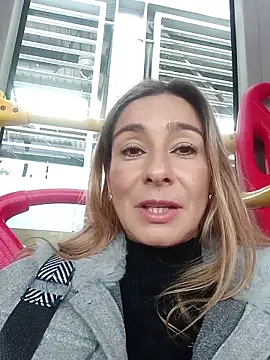 Madam_dali's cam snapshot