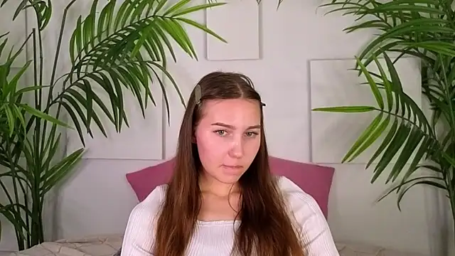 OliviaLay's cam snapshot