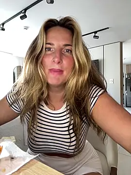 Thescorpionfr_ live sex cam