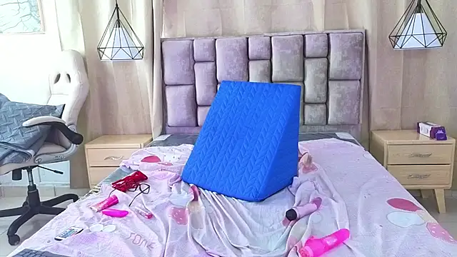 scarlettjohnson_'s cam snapshot