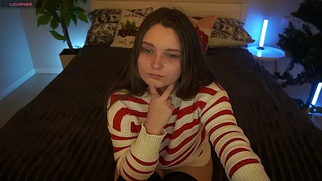 MagicPeachh_'s cam snapshot