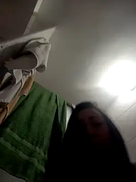 Laura_martin_'s cam snapshot