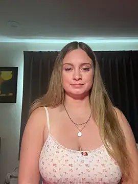 Sophie_Raegan live sex cam