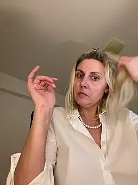 Amelia9798's cam snapshot