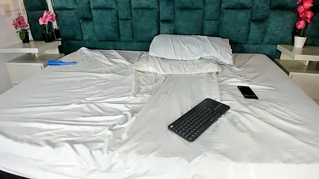 _bonnyandclyde live sex cam