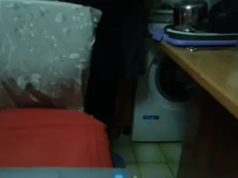 VeneRed live sex cam