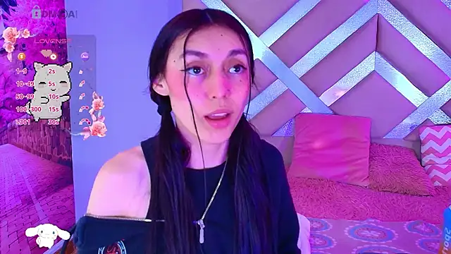 Laia_Price_'s cam snapshot