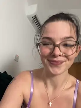 RoxiBlack's cam snapshot