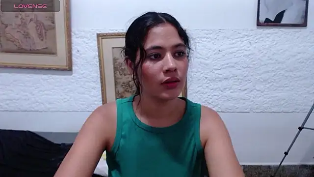 JulianaLopera1's cam snapshot