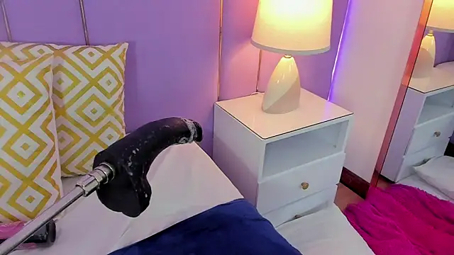 SophyRuiz_'s cam snapshot