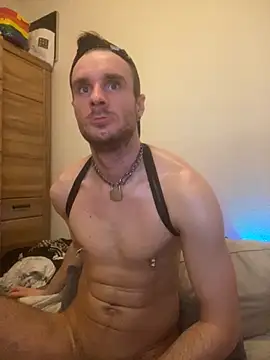 pervoboy live sex cam