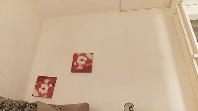 CarolineAikos's cam snapshot