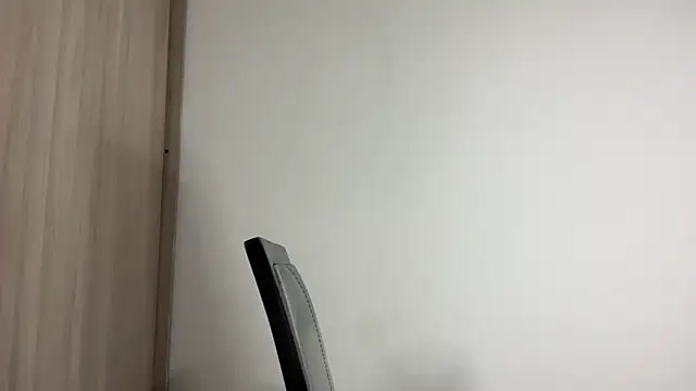 dominic_brandd23's cam snapshot