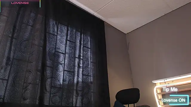 PaulEvens live sex cam