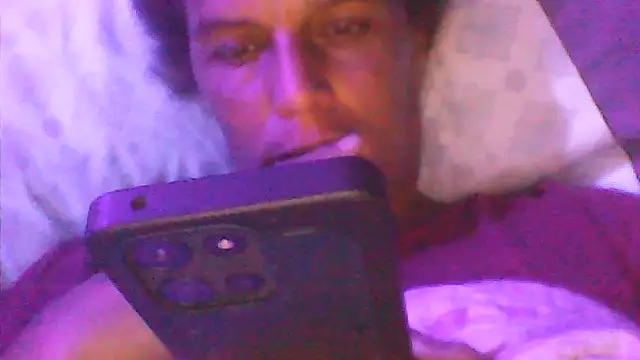 sarahkat86's cam snapshot