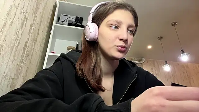 ChrisAmott's cam snapshot