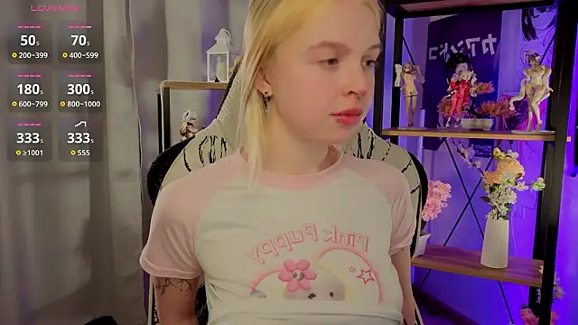 ElvenQueen's cam snapshot