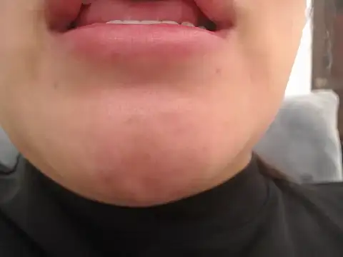 Thu_Hanoi_sweet_2026's cam snapshot