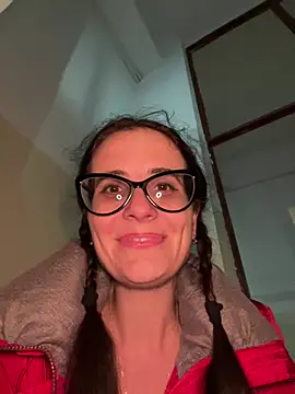 NataKitten live sex cam