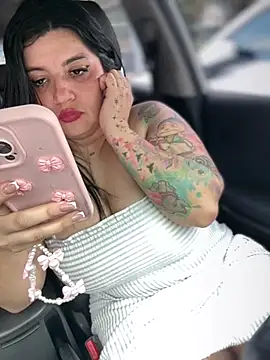 horny_roomiess live sex cam