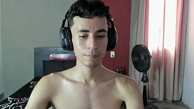 Thekwisatzhaderach's cam snapshot