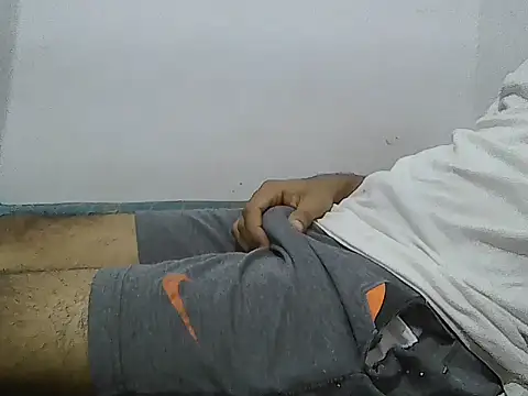 Rash_2026's cam snapshot