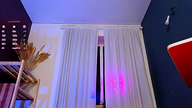 too_sexxxy's cam snapshot