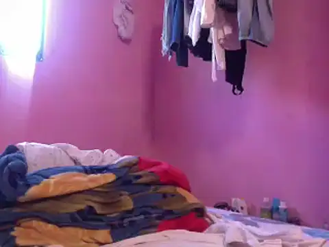 Ladyzee25's cam snapshot