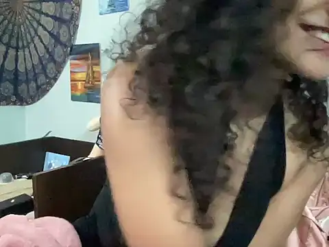 Laaylllaa's cam snapshot