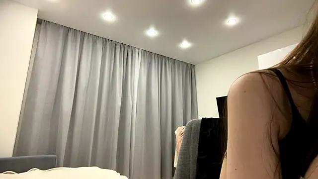 GuyedTheobid's cam snapshot