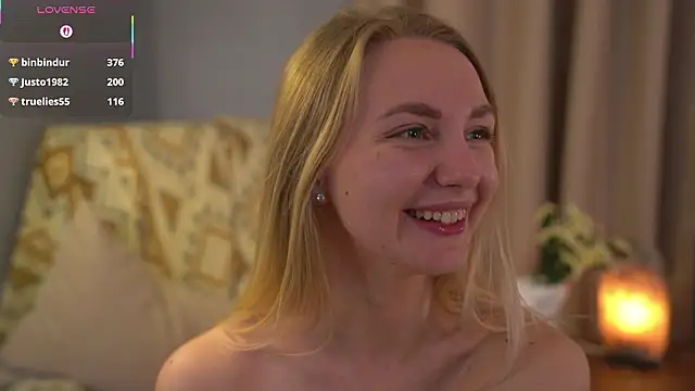 Carolllina_'s cam snapshot