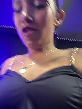 emily_rosse04's cam snapshot