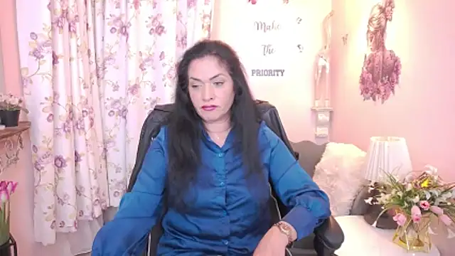 MyLovOne's cam snapshot