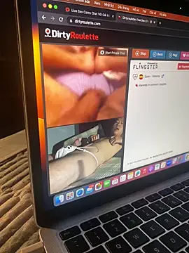 lahungdj12's cam snapshot