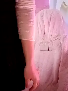 Lily-ross22's cam snapshot