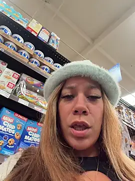 Bigbuttbrooklynn's cam snapshot