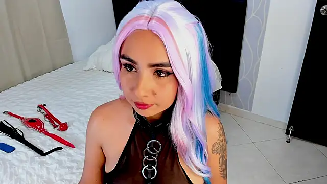 Emilyvalk_ live sex cam